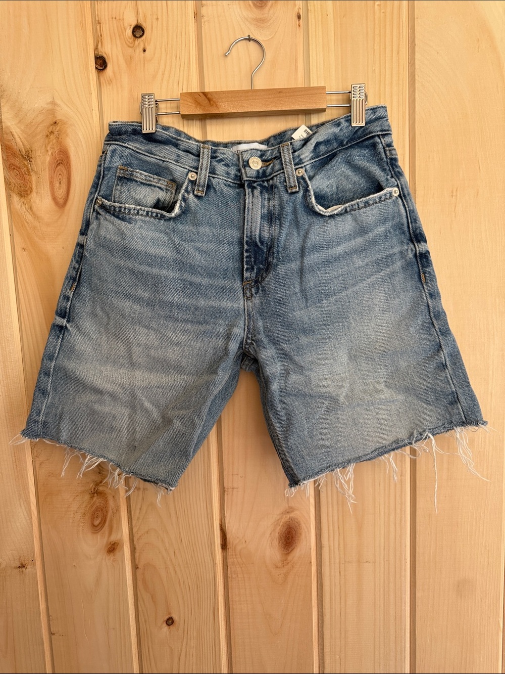 Zara Denim Bermuda Shorts High Rise Raw Hem Light Wash Size 4
